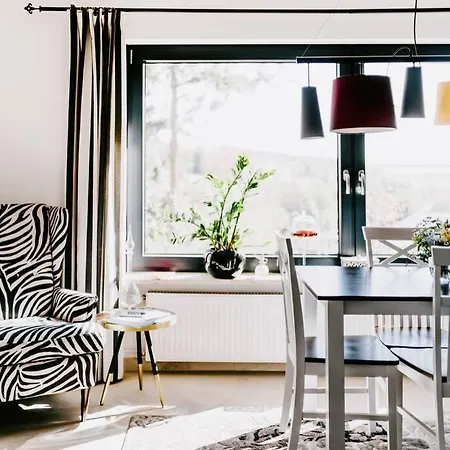 شقة Exclusive Ferienwohnung Mit Eigenem Garten Und Donaublick In Weltenburg,90Qm