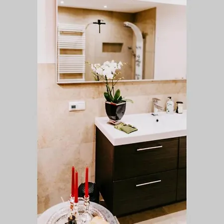 شقة Exclusive Ferienwohnung Mit Eigenem Garten Und Donaublick In Weltenburg,90Qm *